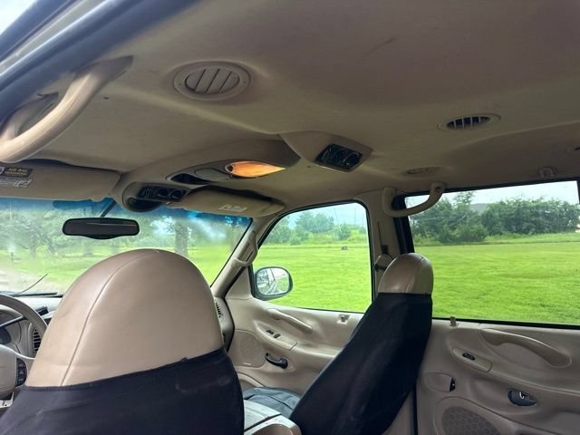 Used 2002 Ford Expedition XLT RWD image 39