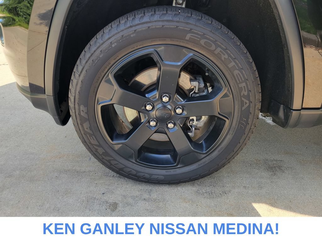 Used 2021 Jeep Grand Cherokee Freedom Edition AWD/4WD image 18