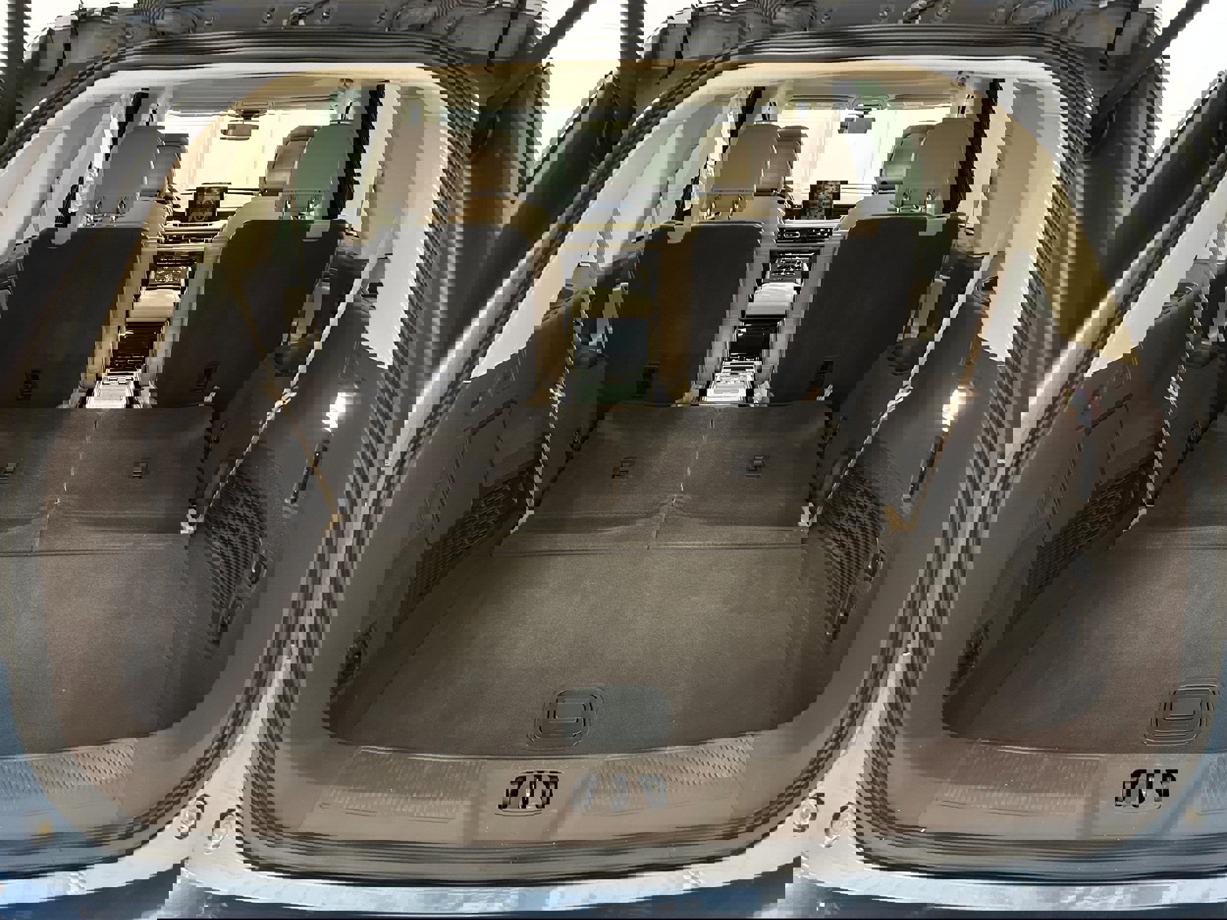 Used 2020 Lincoln Aviator Reserve w/ Equipment Group 201A image 35