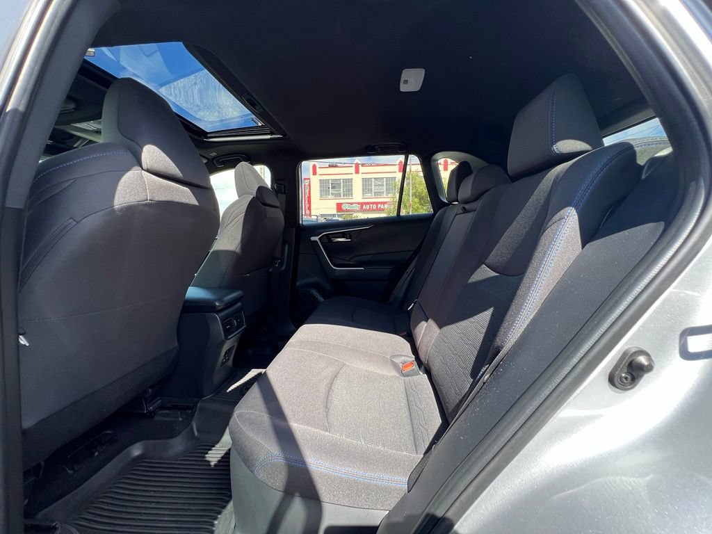 Used 2023 Toyota RAV4 SE w/ Convenience Package AWD/4WD image 16