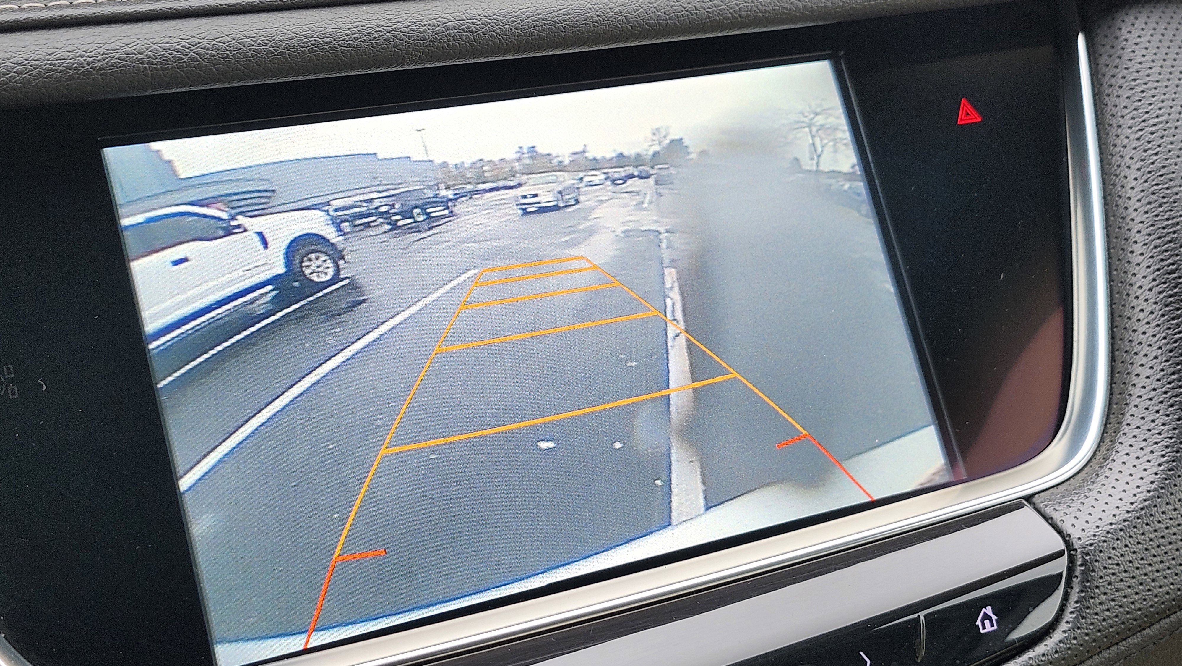 Used 2017 Cadillac XT5 FWD image 24