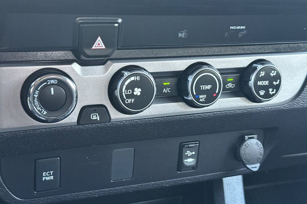 Used 2019 Toyota Tacoma SR w/ SR Convenience Package image 20