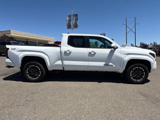 Used 2024 Toyota Tacoma TRD Sport w/ TRD Sport Upgrade Package AWD/4WD image 2
