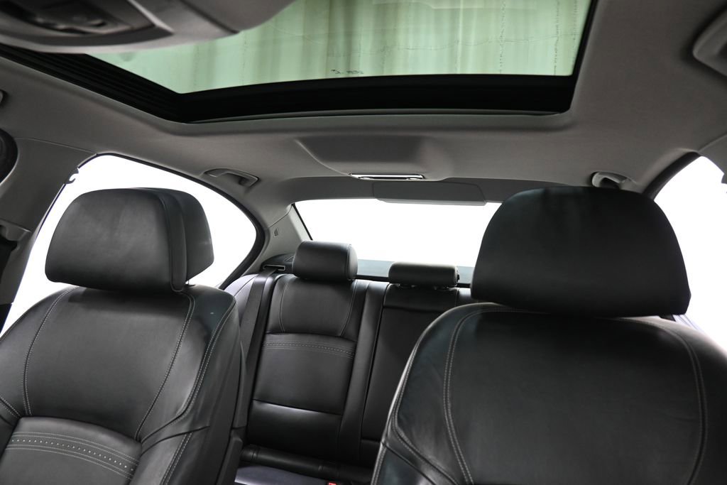 Used 2016 BMW 535i xDrive Sedan AWD/4WD image 4