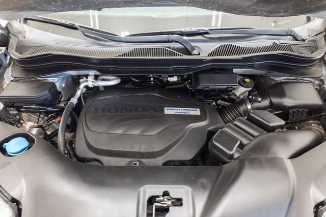 Used 2016 Honda Pilot Touring image 3