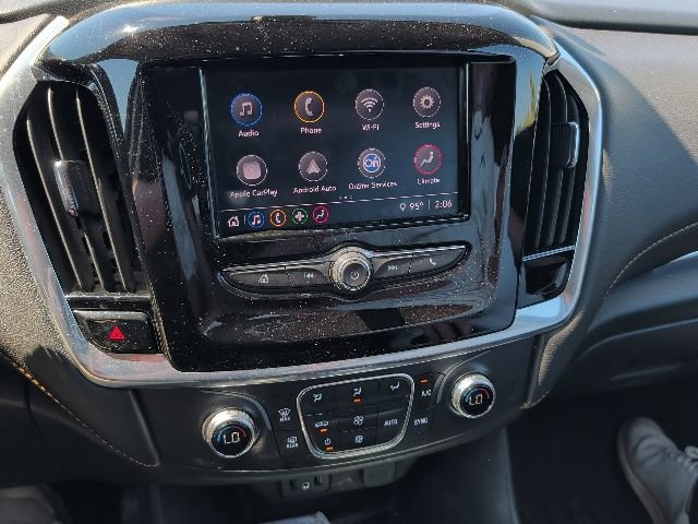 Used 2020 Chevrolet Traverse LT FWD image 18