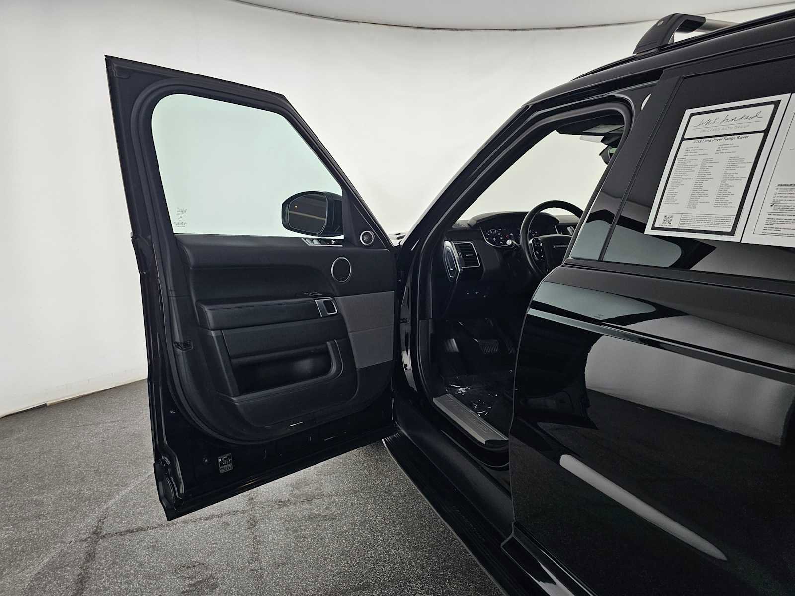 Used 2019 Land Rover Range Rover Sport HSE image 19