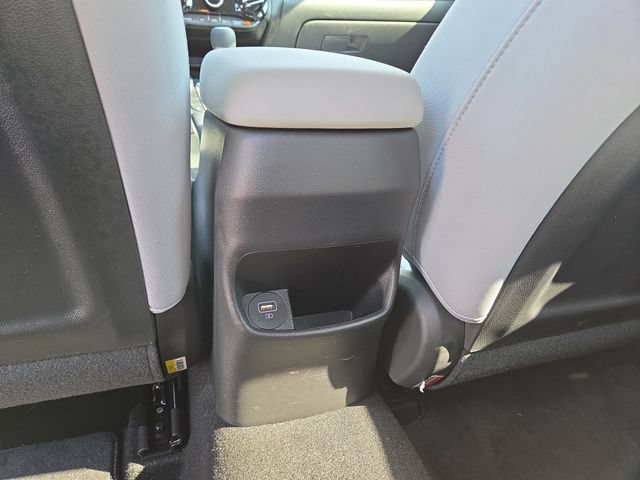 Used 2023 Hyundai Kona SEL FWD image 30