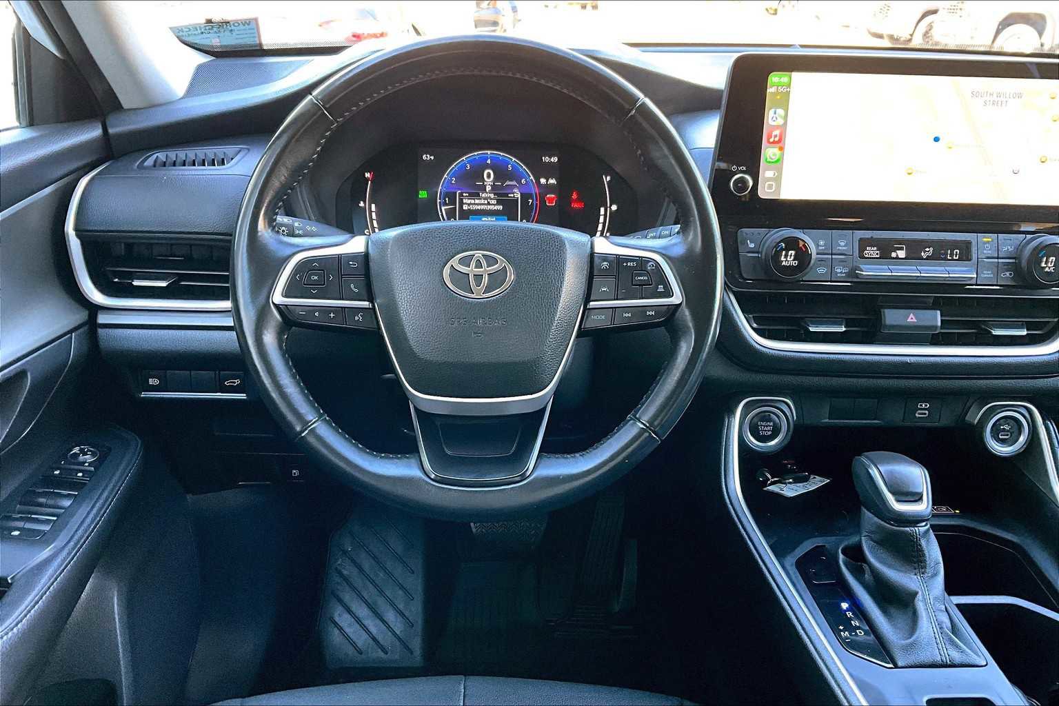 Used 2024 Toyota Grand Highlander XLE image 5