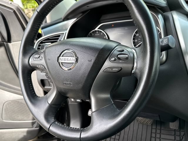 Used 2020 Nissan Murano SV AWD/4WD image 13
