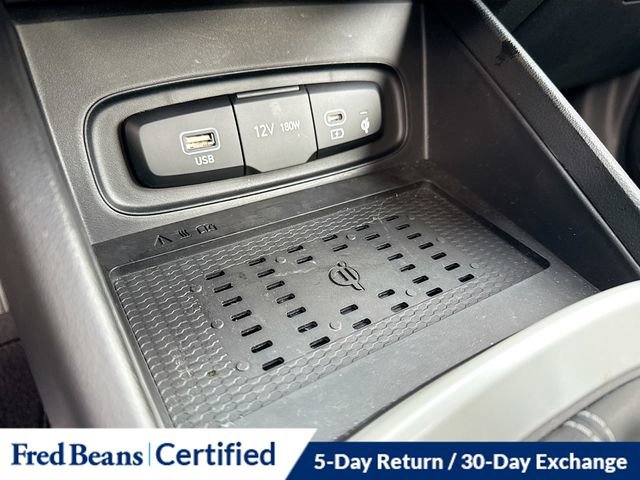 Certified 2025 Hyundai Venue Limited image 37