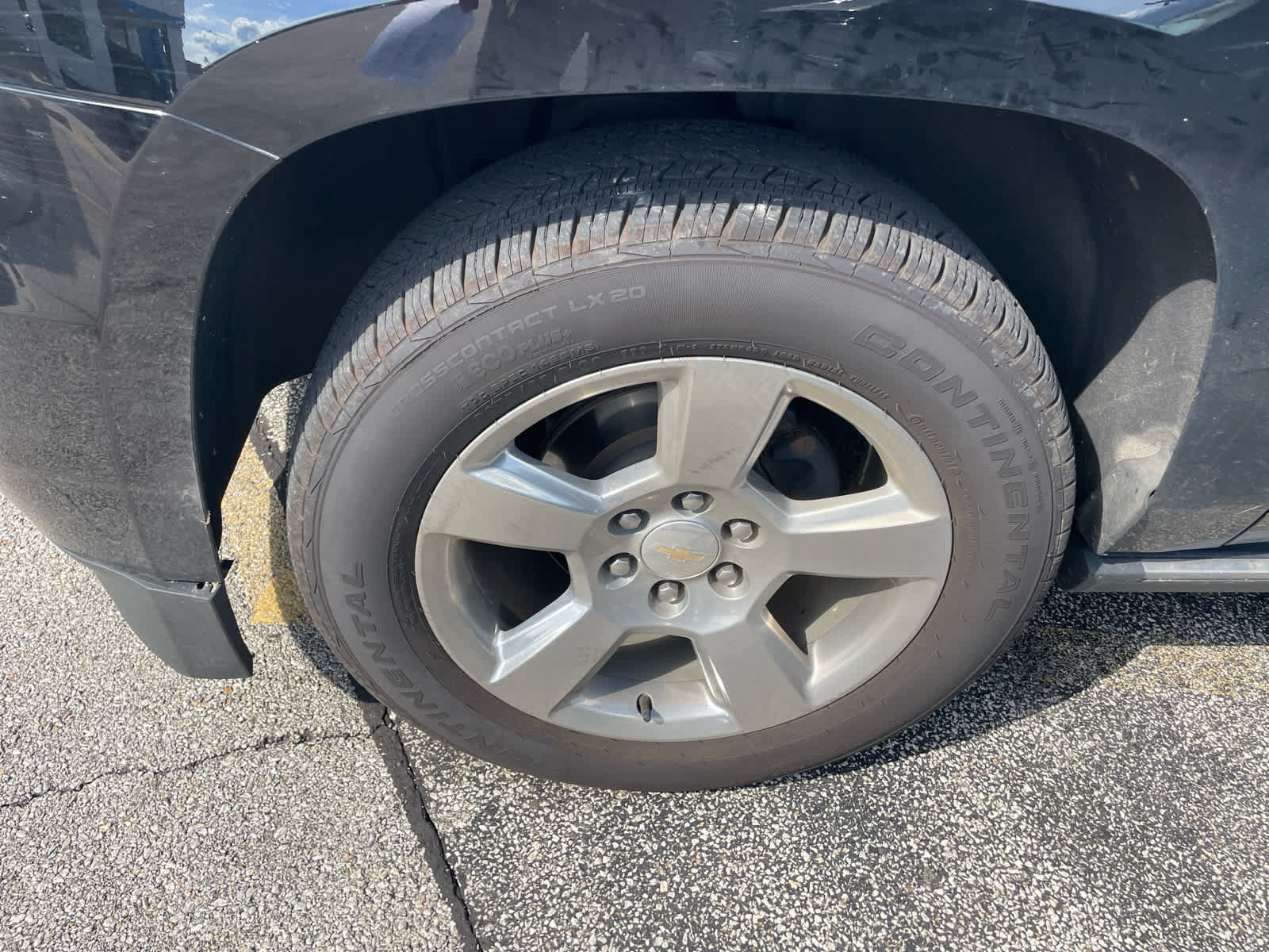 Used 2020 Chevrolet Suburban Premier AWD/4WD image 4