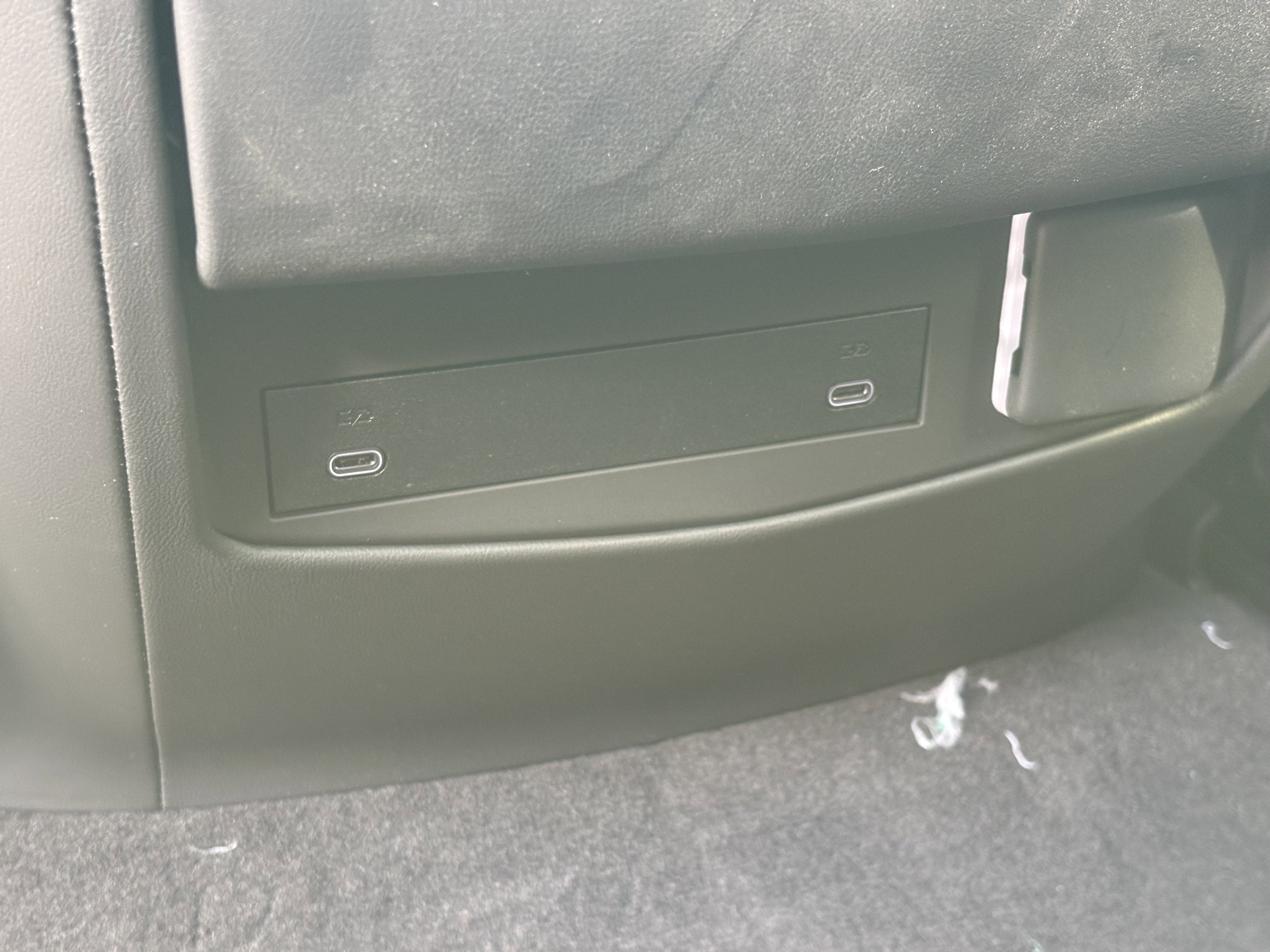 New 2026 Cadillac Escalade Luxury image 16