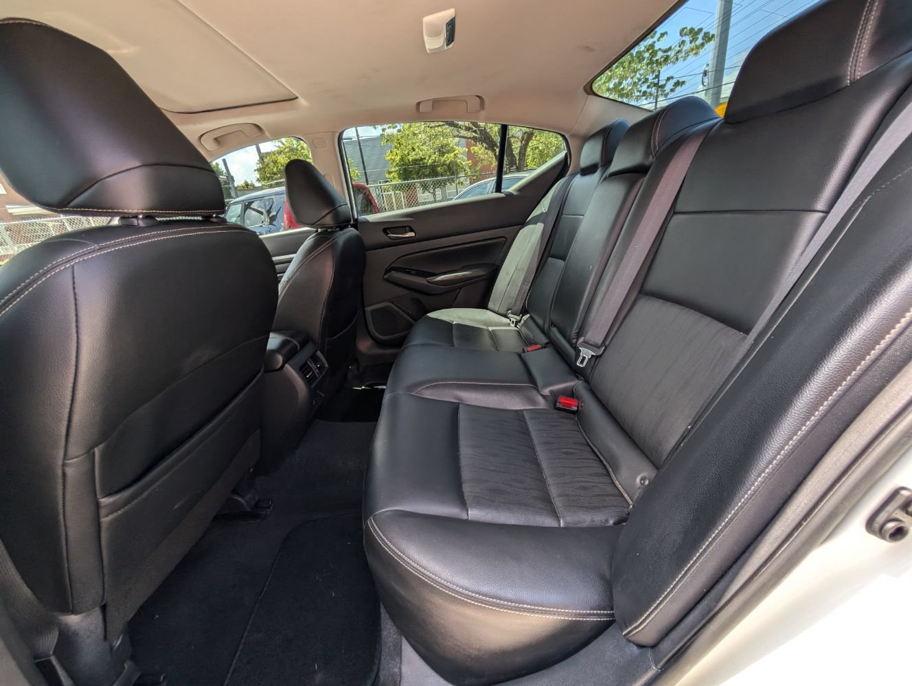 Used 2021 Nissan Altima 2.5 Platinum AWD/4WD image 17
