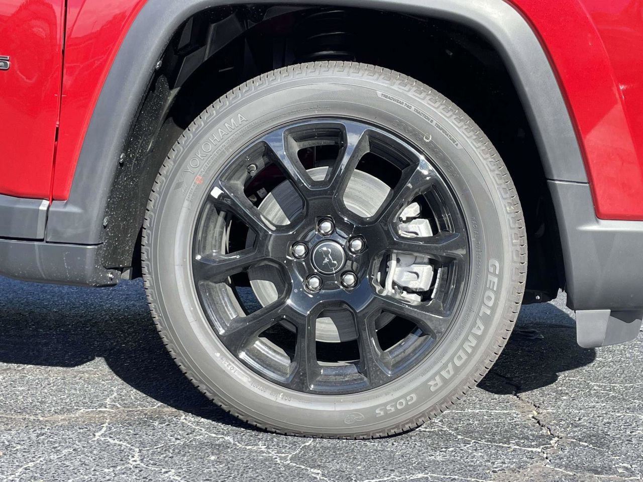 New 2026 Jeep Compass Latitude image 36