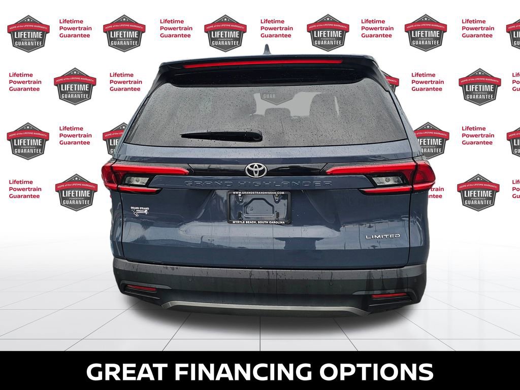 Used 2024 Toyota Grand Highlander Limited image 10