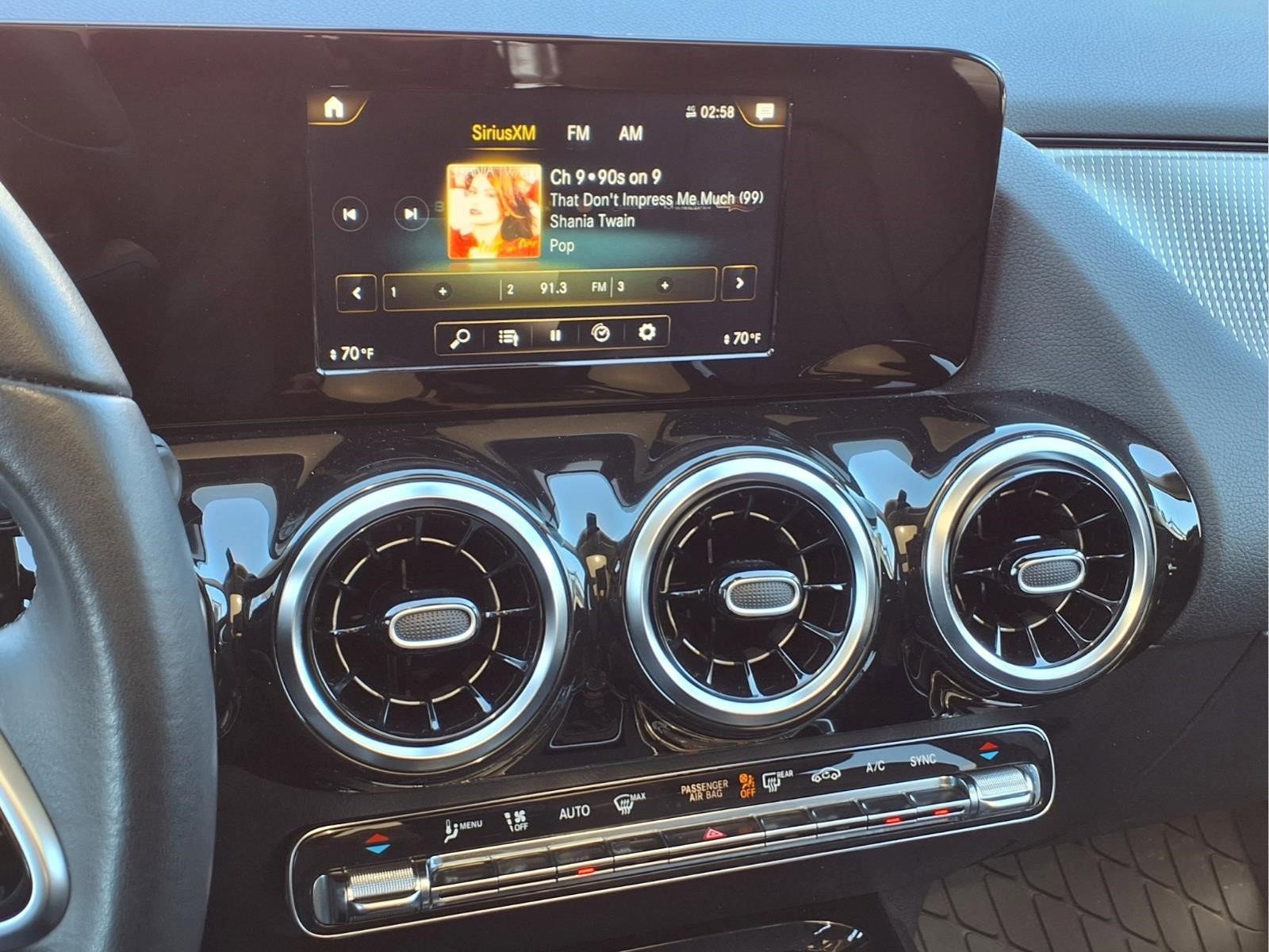 Used 2021 Mercedes-Benz GLA 250 4MATIC image 21