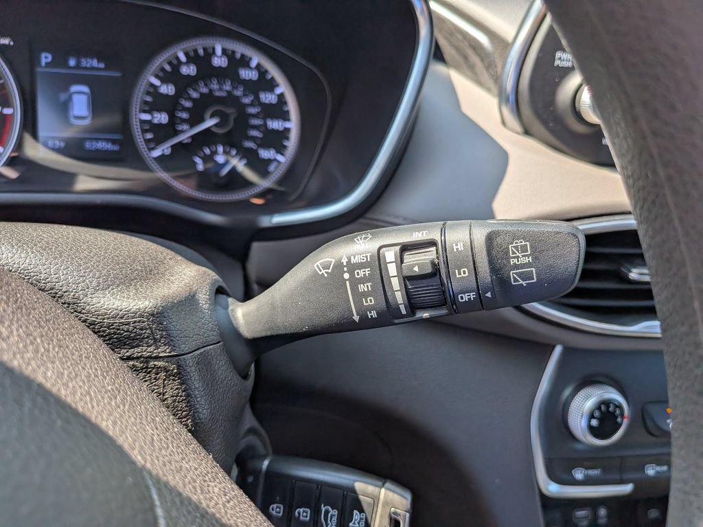 Used 2019 Hyundai Santa Fe SE AWD/4WD image 25