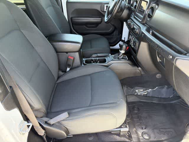 Used 2021 Jeep Wrangler Sport AWD/4WD image 18