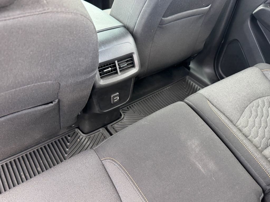 Used 2021 Chevrolet Equinox LT AWD/4WD image 12