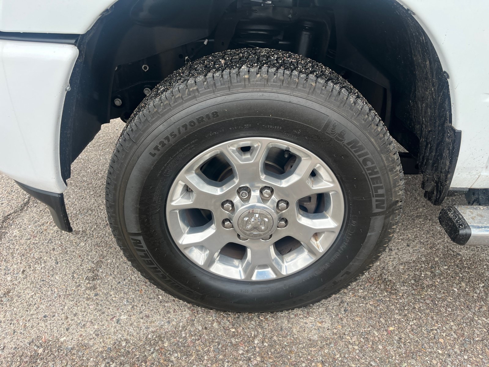 Used 2024 RAM 2500 Laramie w/ Towing Technology Group AWD/4WD image 25