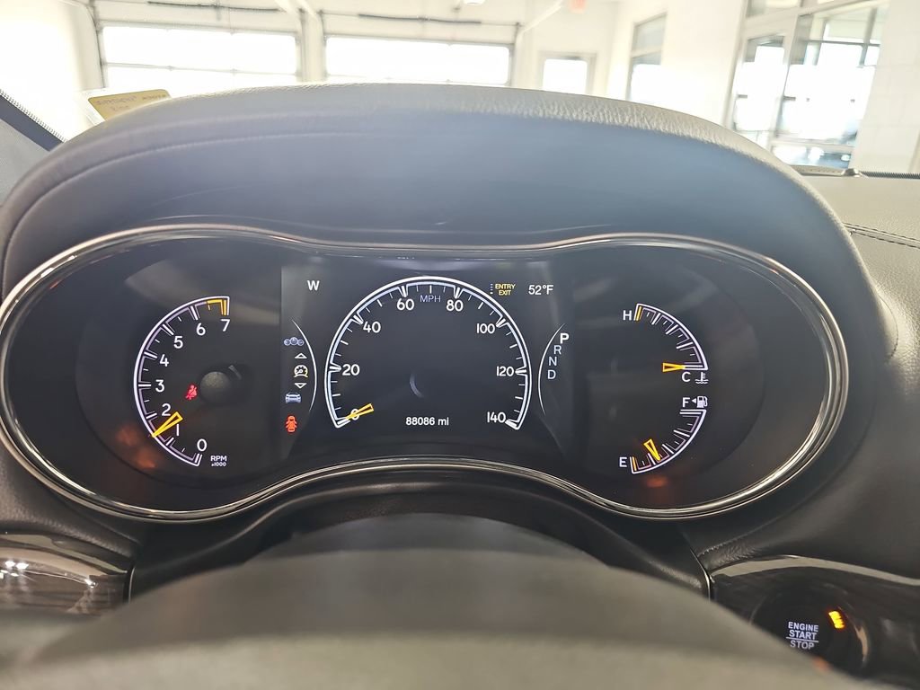 Used 2018 Jeep Grand Cherokee Overland image 25