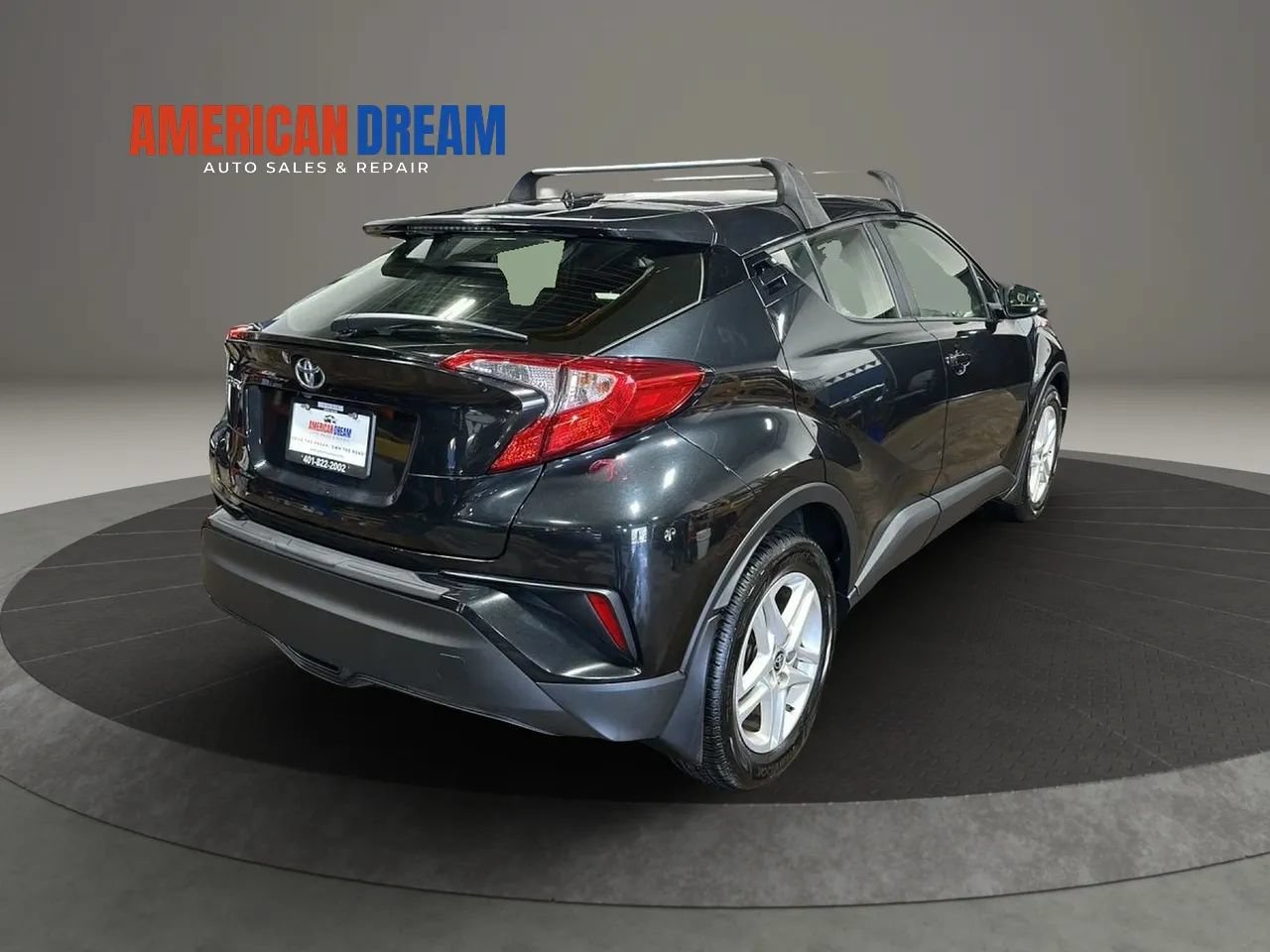 Used 2021 Toyota C-HR LE FWD image 5