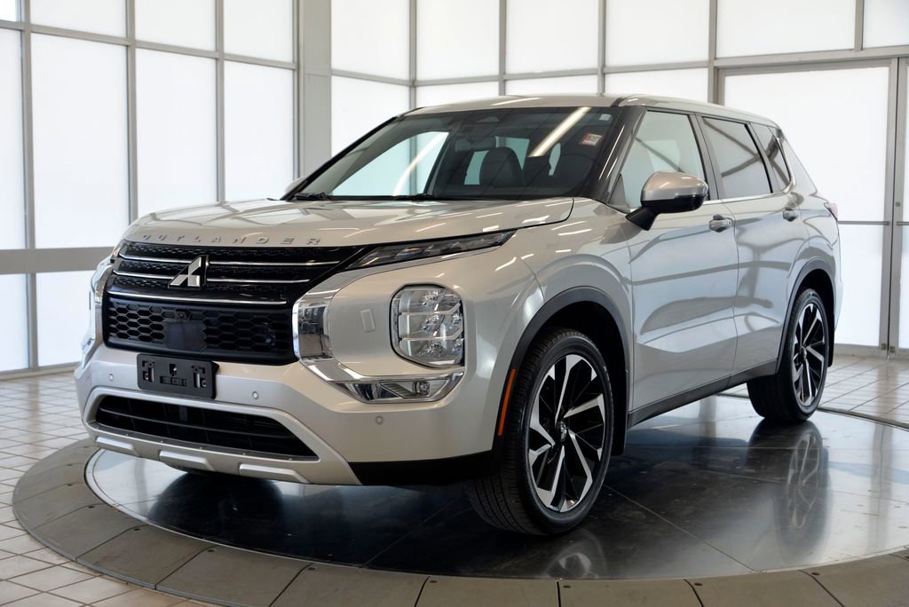 Used 2022 Mitsubishi Outlander SE AWD/4WD image 5