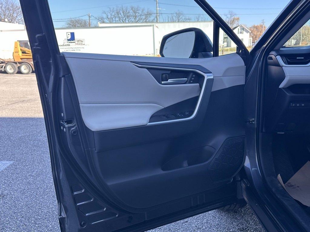 New 2025 Toyota RAV4 XLE Premium image 10