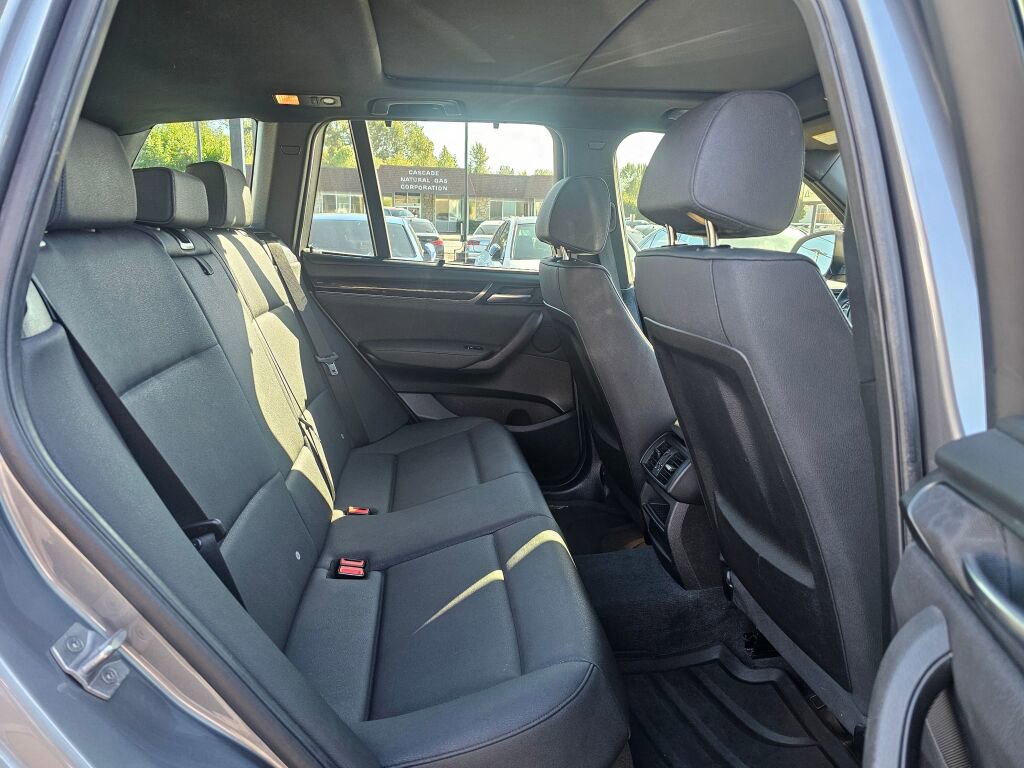 Used 2017 BMW X3 xDrive28i image 14
