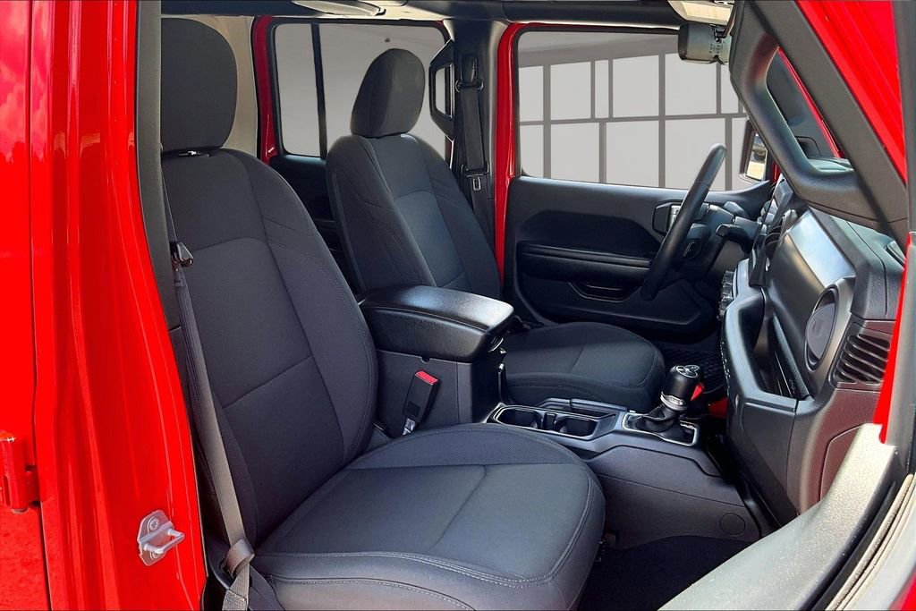 Used 2018 Jeep Wrangler Unlimited Sport S AWD/4WD image 26