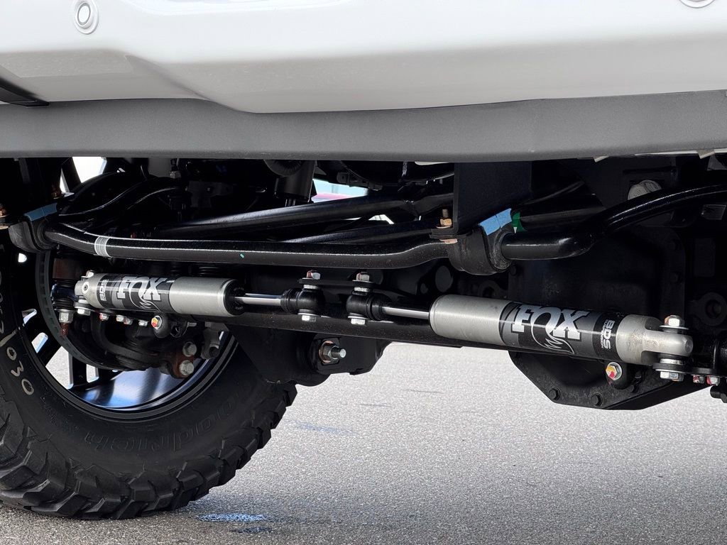 New 2026 Ford F250 Lariat w/ Black Appearance Package image 46