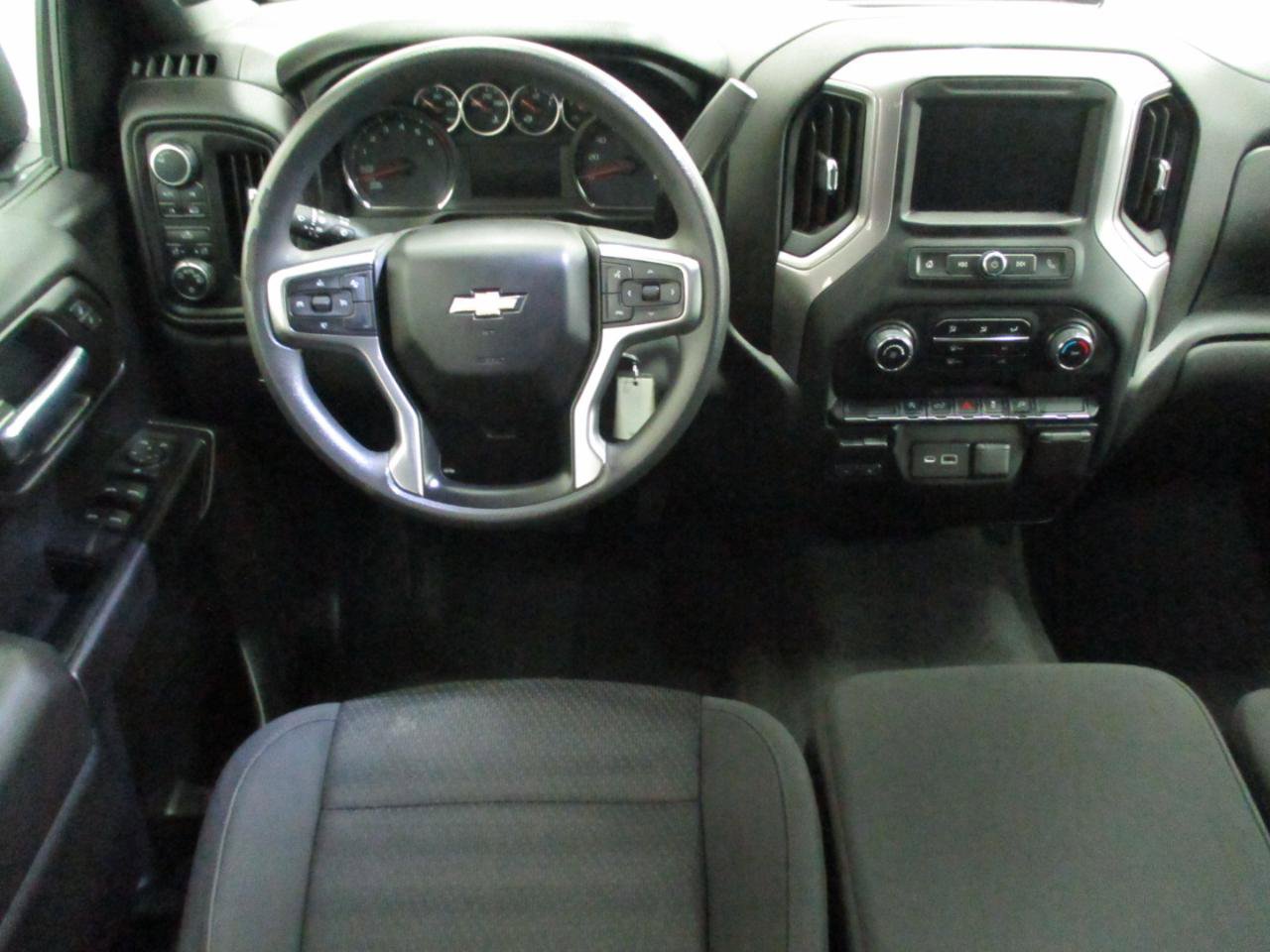 Used 2021 Chevrolet Silverado 1500 Custom w/ Safety Confidence Package AWD/4WD image 13