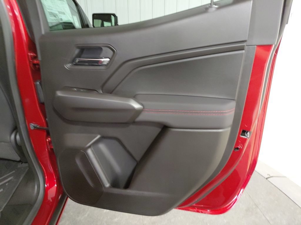 New 2026 Chevrolet Colorado Z71 w/ Technology Package AWD/4WD image 19