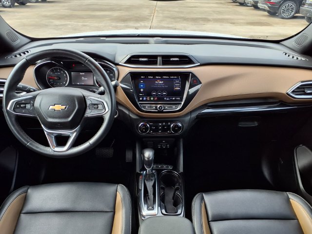 Used 2021 Chevrolet TrailBlazer ACTIV w/ Technology Package FWD image 6