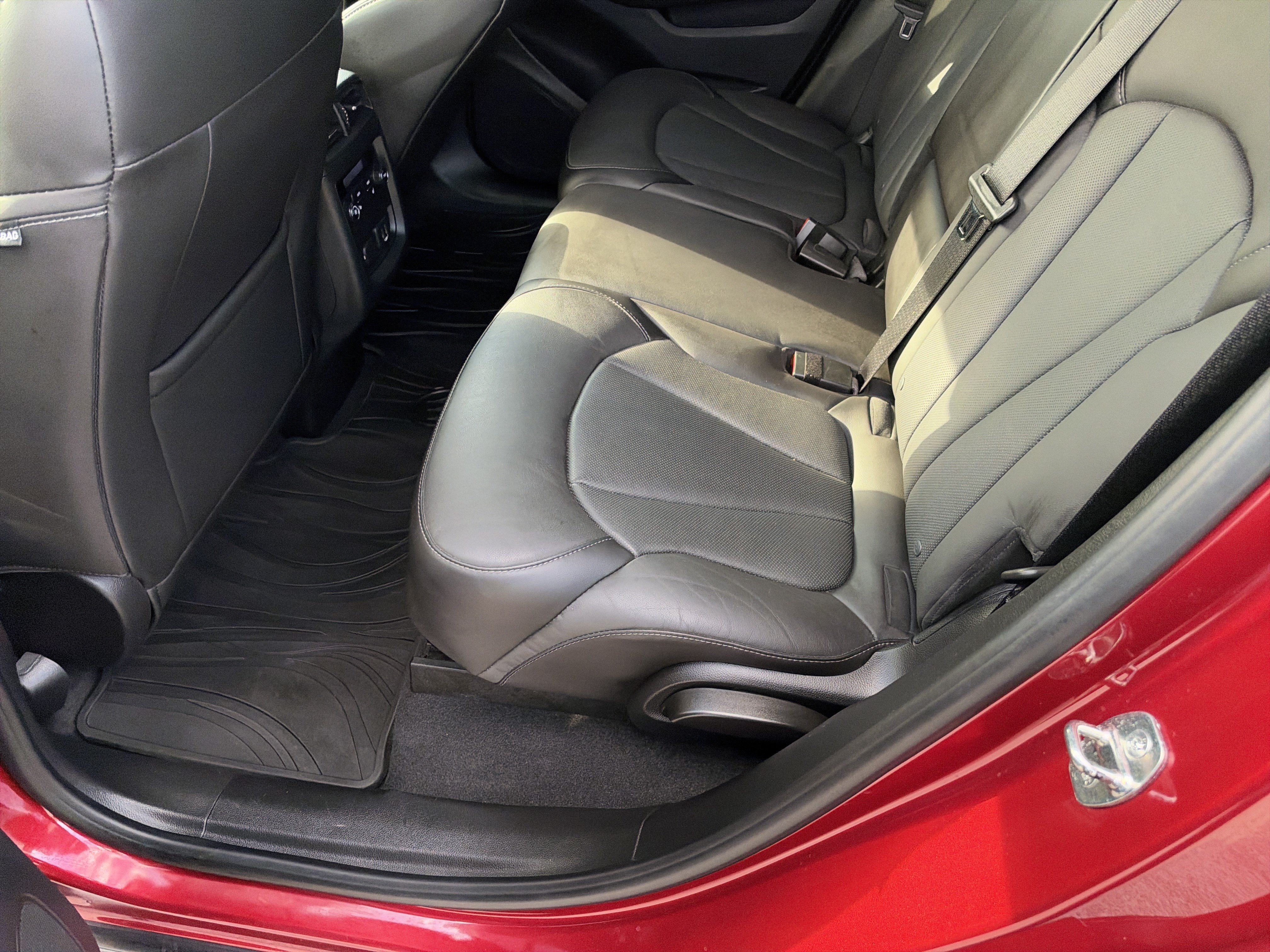 Used 2019 Buick Envision Premium AWD/4WD image 52