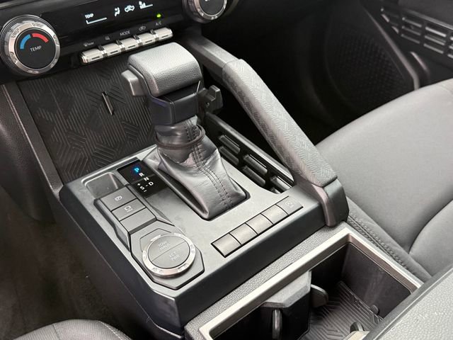 Used 2024 Toyota Tacoma SR5 image 22