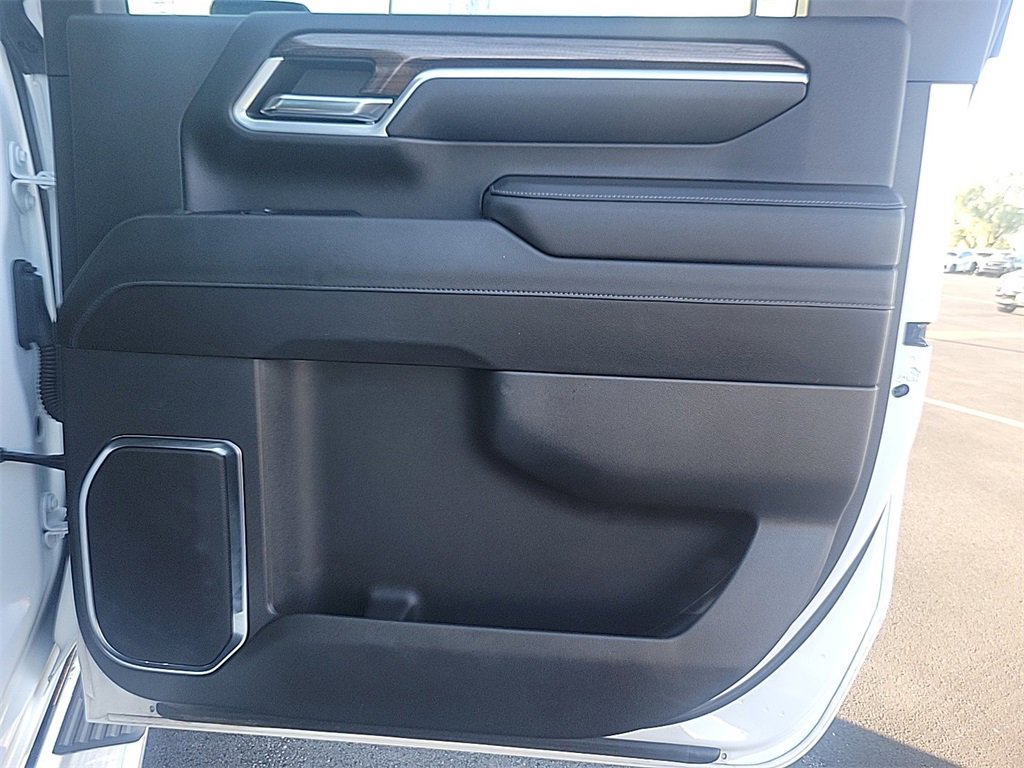 Used 2024 Chevrolet Silverado 2500 LT image 20