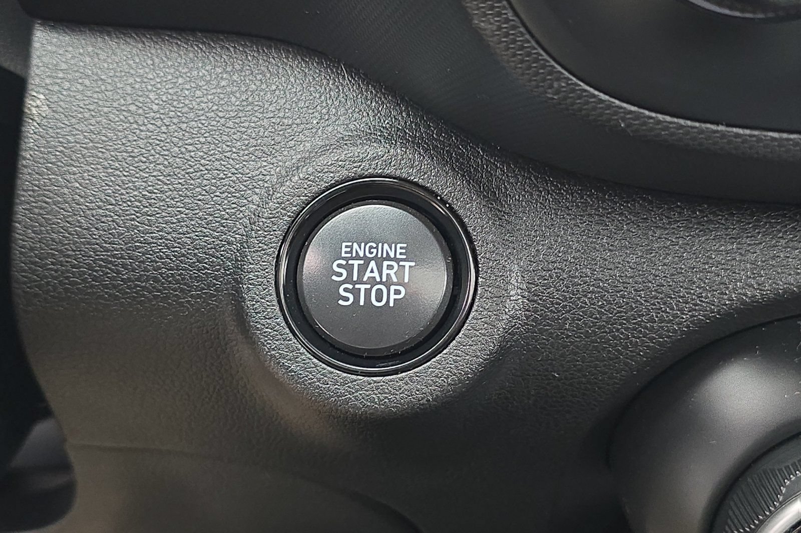 Used 2026 Hyundai Venue SEL FWD image 23