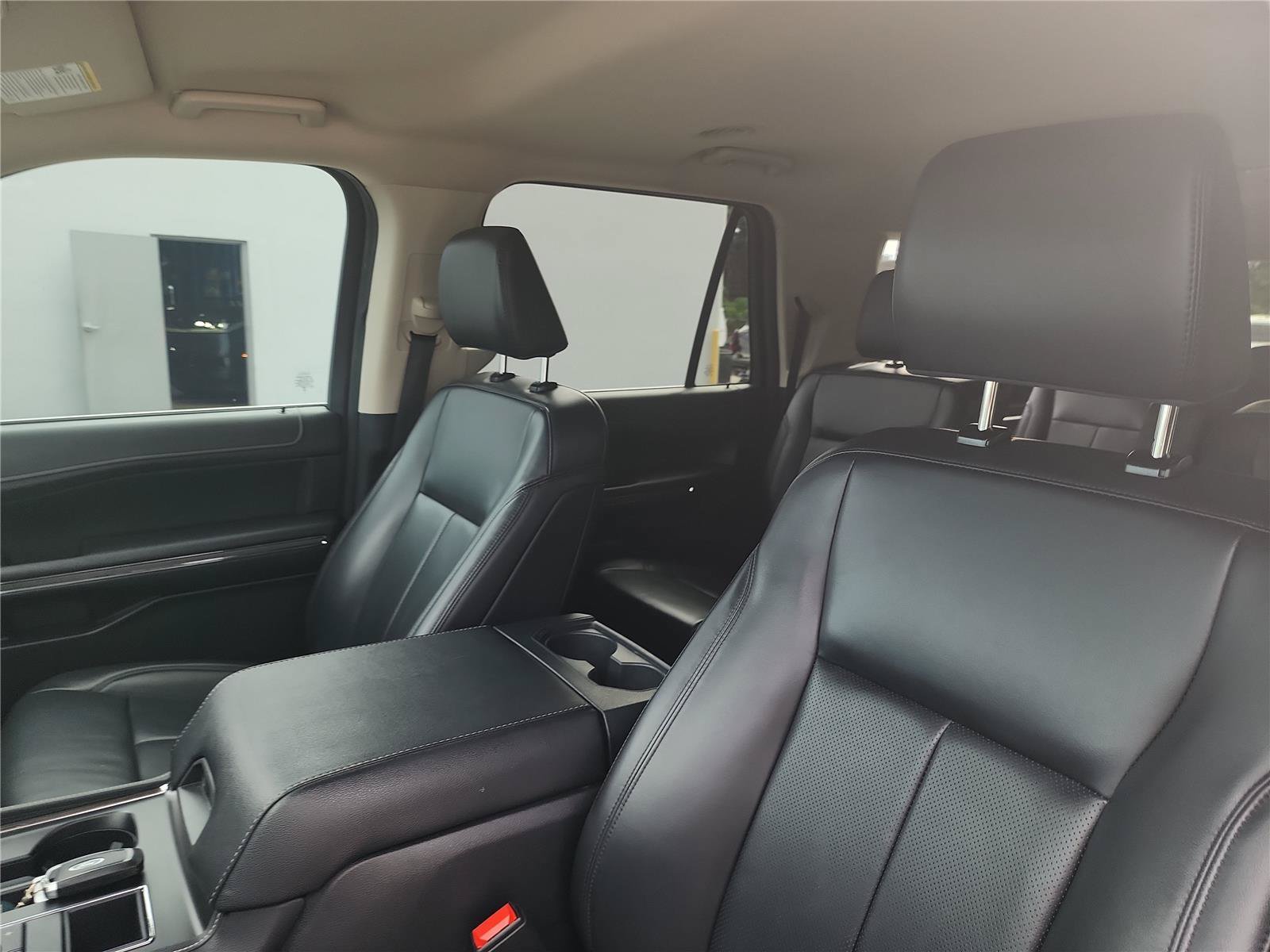Used 2023 Ford Expedition Max XLT RWD image 16