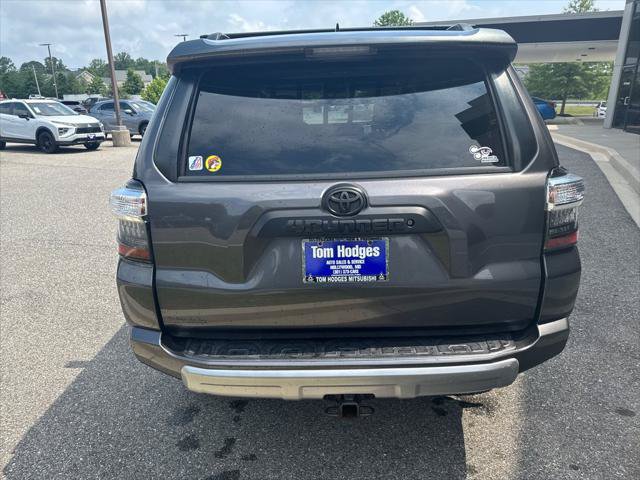 Used 2015 Toyota 4Runner Trail AWD/4WD image 5