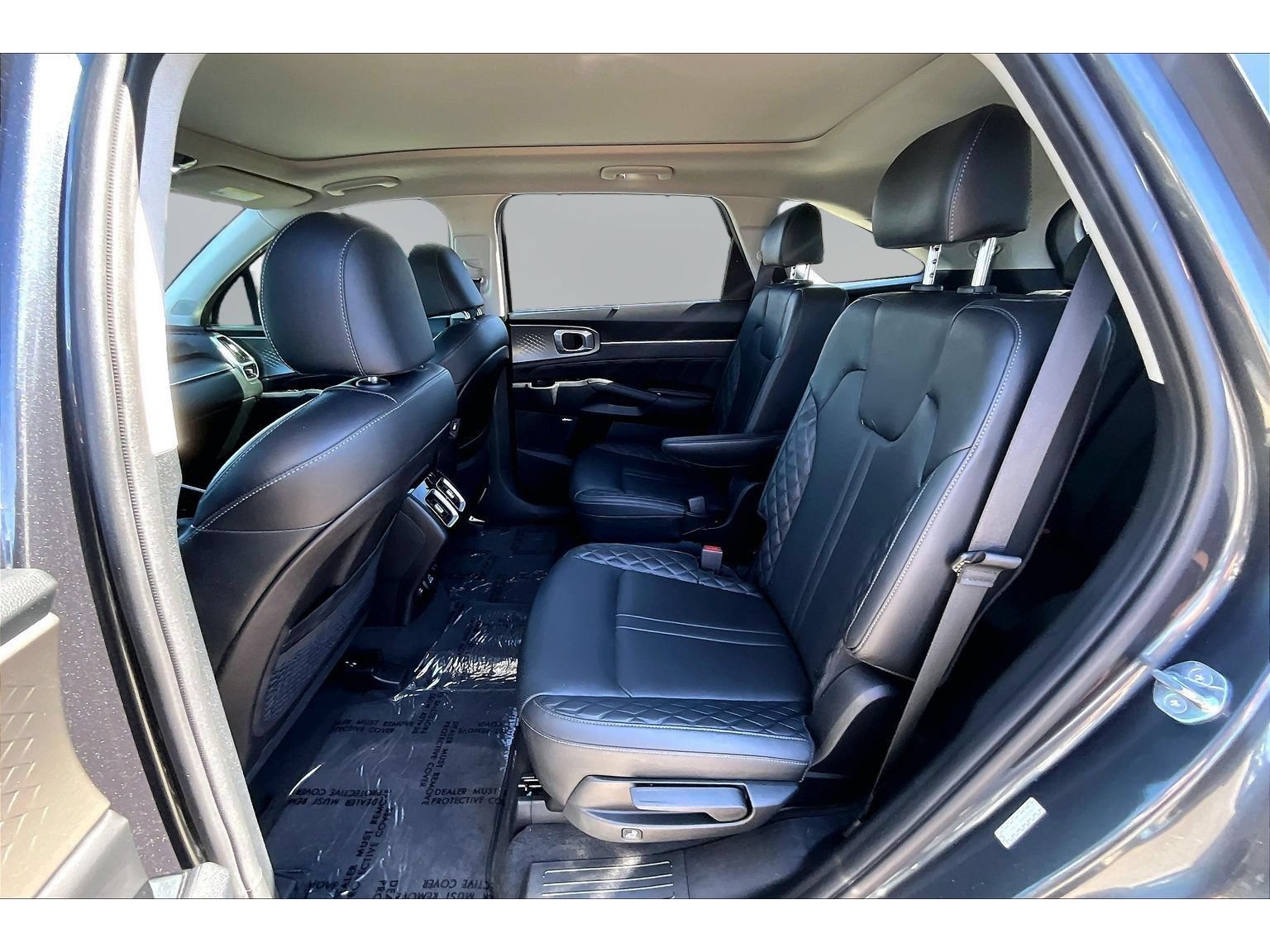 Used 2023 Kia Sorento SX AWD/4WD image 22
