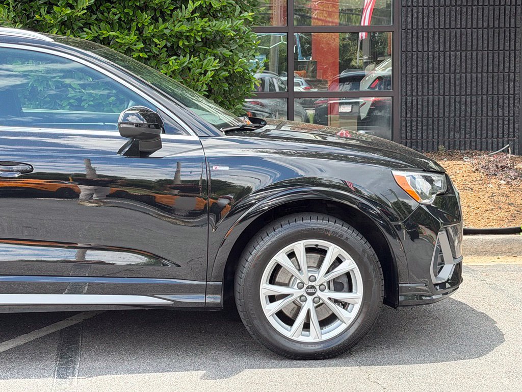 Used 2021 Audi Q3 2.0T Premium w/ Convenience Package AWD/4WD image 21