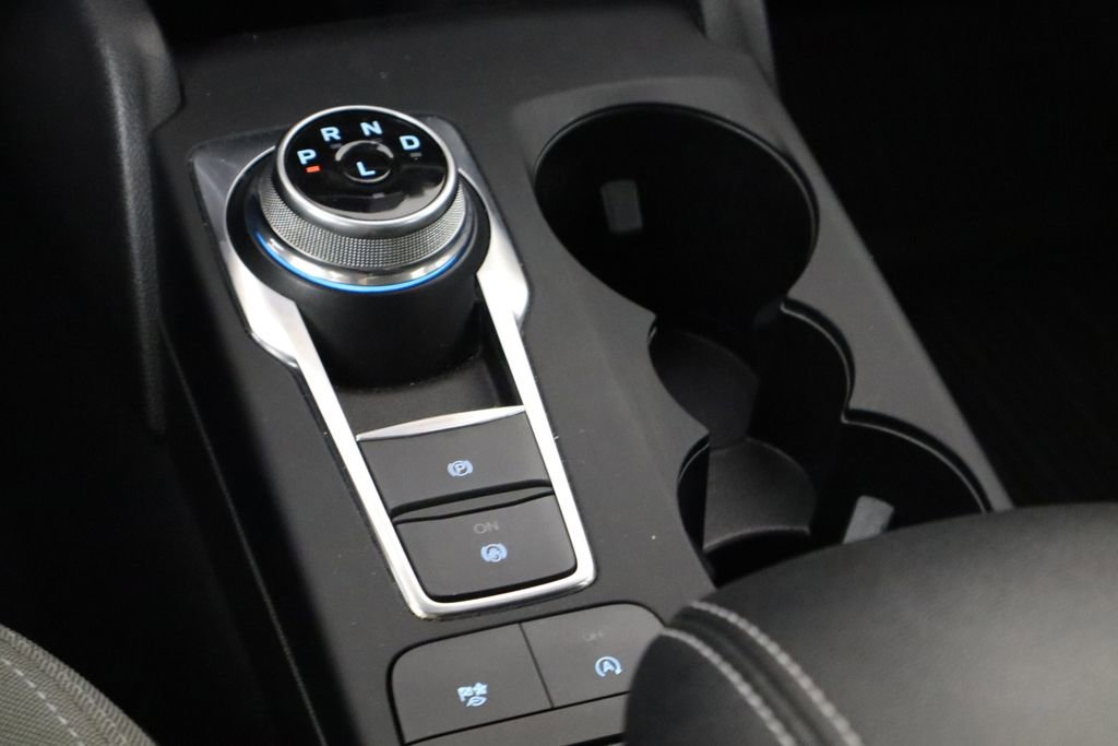 Used 2022 Ford Escape SE w/ SE Sport Appearance Package FWD image 27