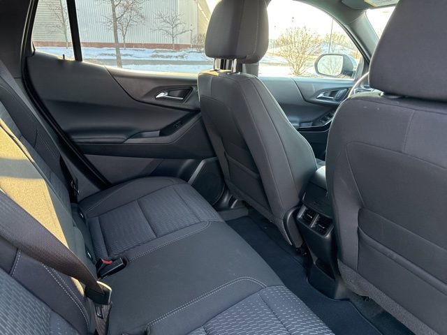 Used 2025 Chevrolet Equinox LT w/ Safety and Technology Package image 14