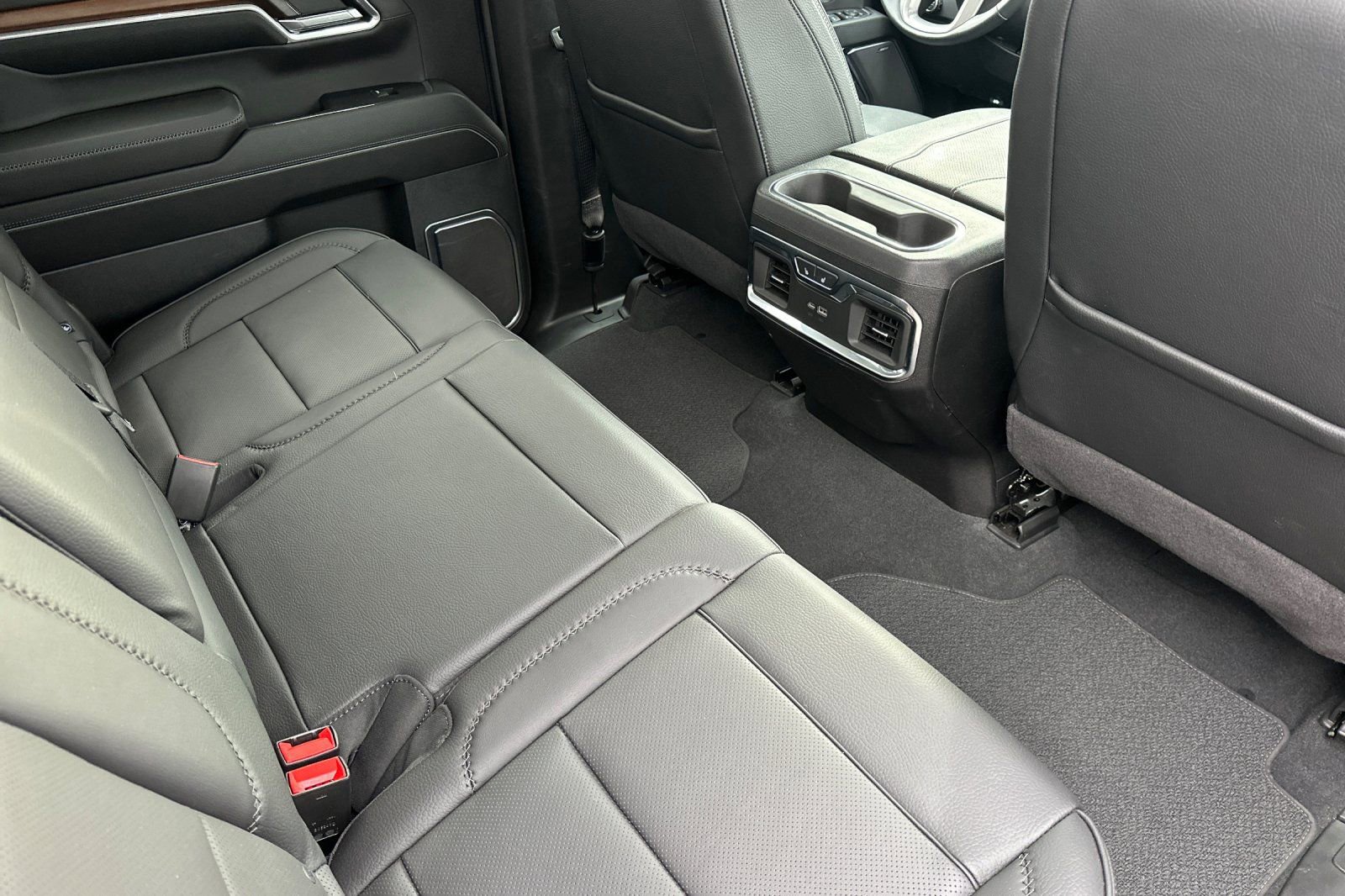 Used 2024 GMC Sierra 1500 Denali w/ Technology Package image 17