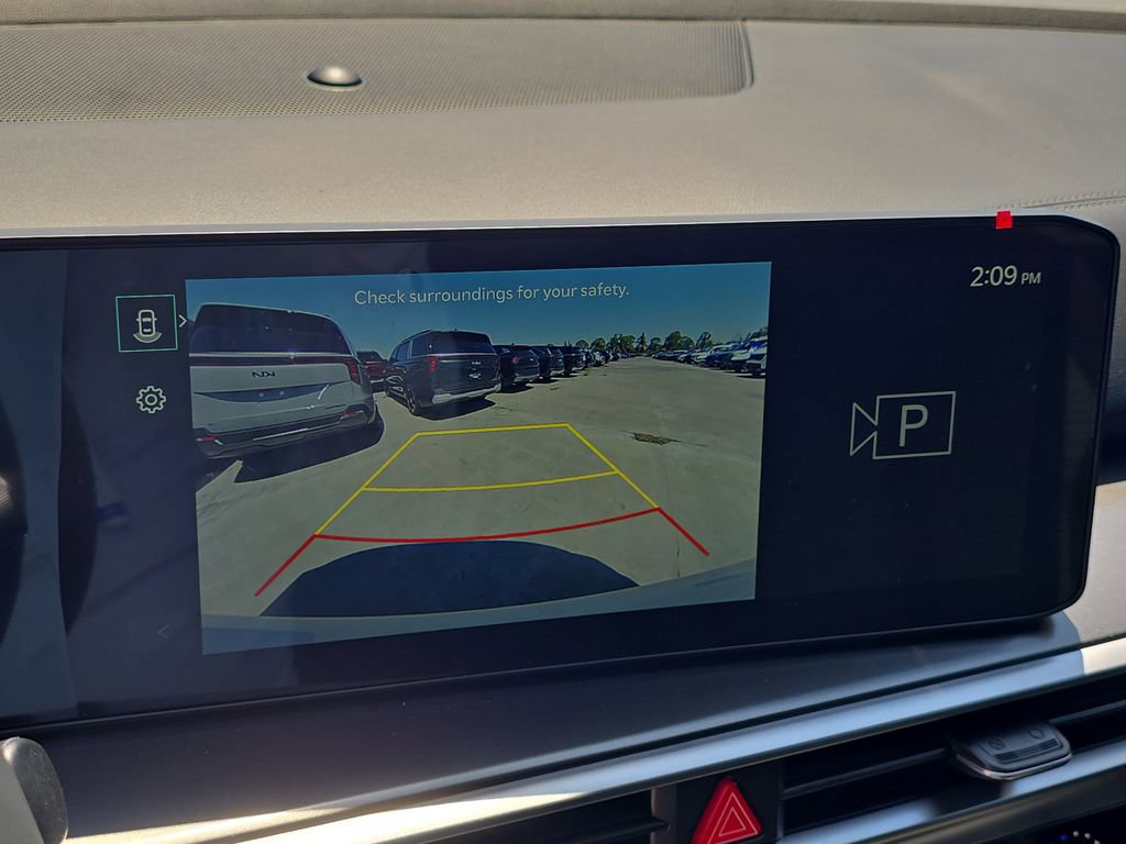 New 2026 Kia Sorento LX FWD image 23