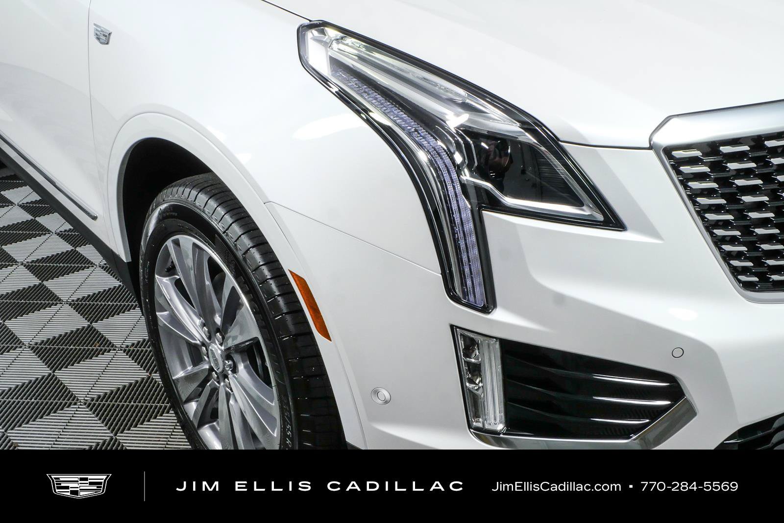 New 2026 Cadillac XT5 Premium Luxury w/ Driver Assist Package FWD image 37