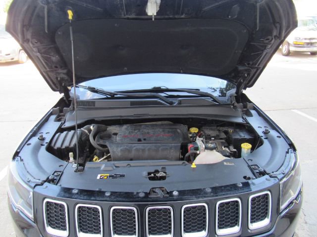 Used 2018 Jeep Compass Latitude w/ Popular Equipment Group image 51