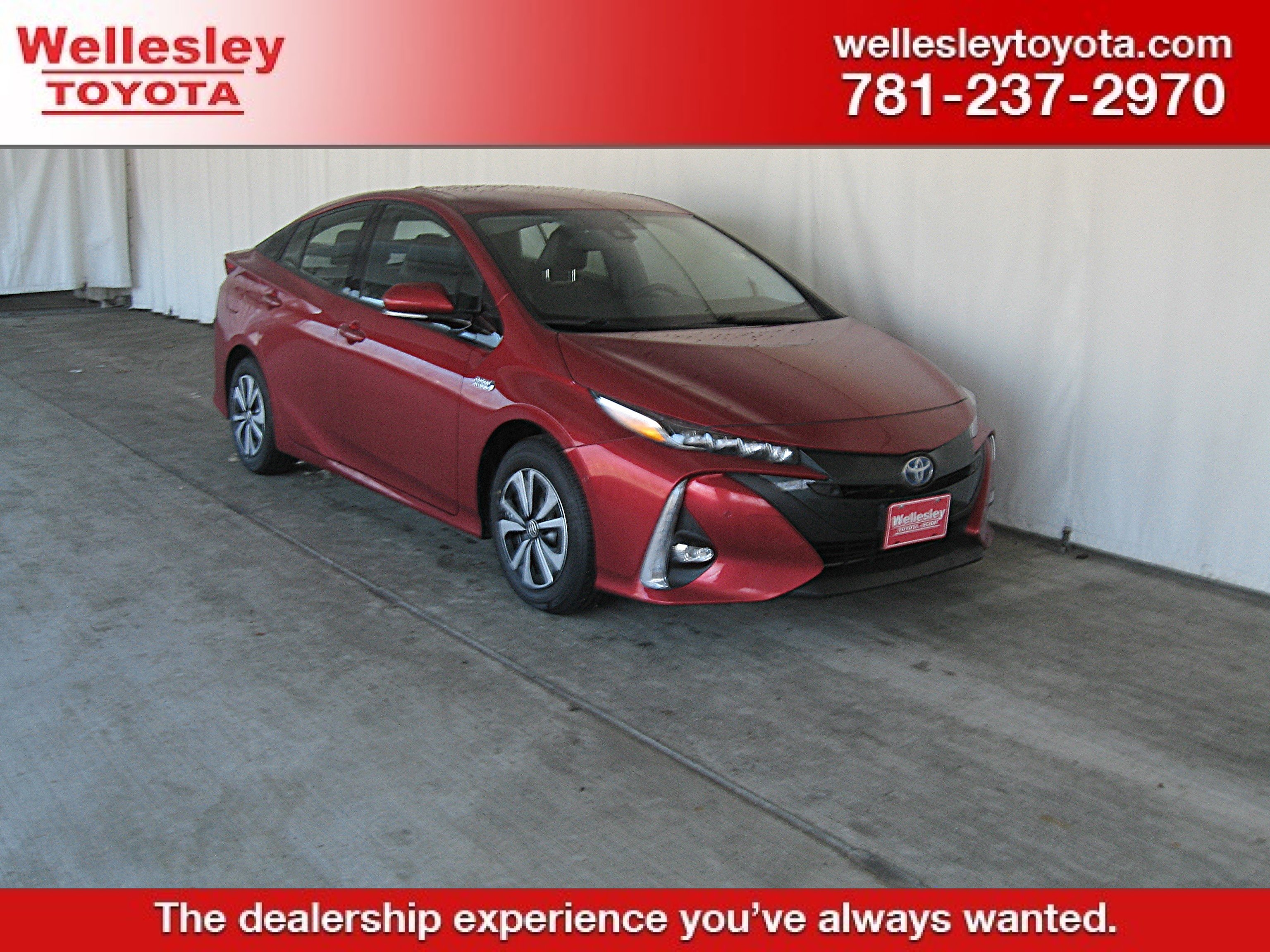 Used 2017 Toyota Prius Prime Advanced image 1